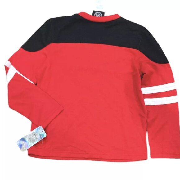 Boys Size XS 4/5 Blackhawks Red Black and White Long Sleeve Hockey T-shirt New - Picture 2 of 2